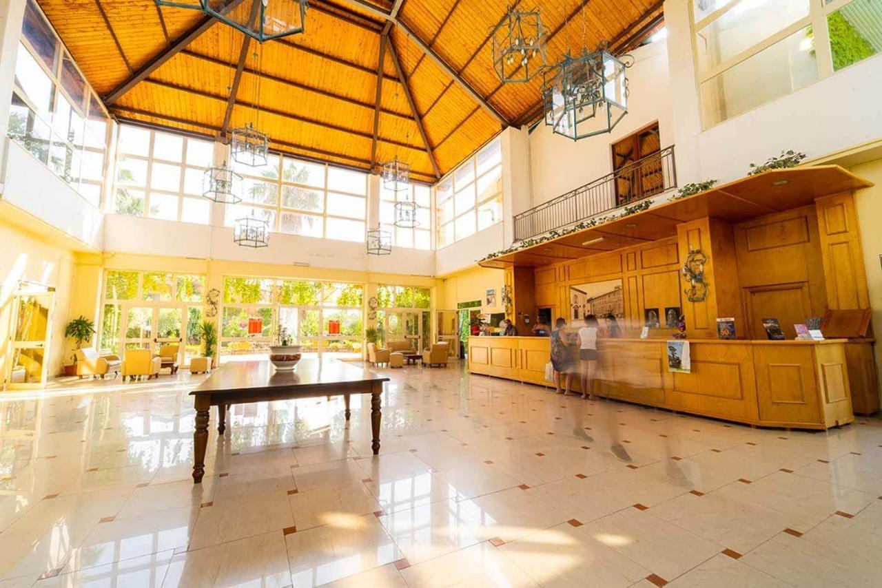 Minerva Club Resort & Golf مارينا دي سيباري المظهر الخارجي الصورة